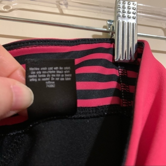 Xersion Athletic Running Leggings. Small Back Waist Zipper Pocket. Small Fitted - Picture 6 of 11